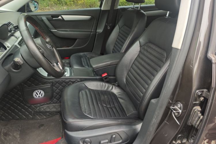 Used Volkswagen Magotan 2013 1.8TSI Premier Model Left Front Seat