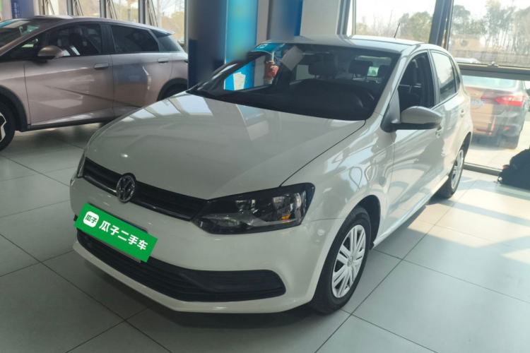 Used Volkswagen Polo 2016 1.4L Manual Fashion Model