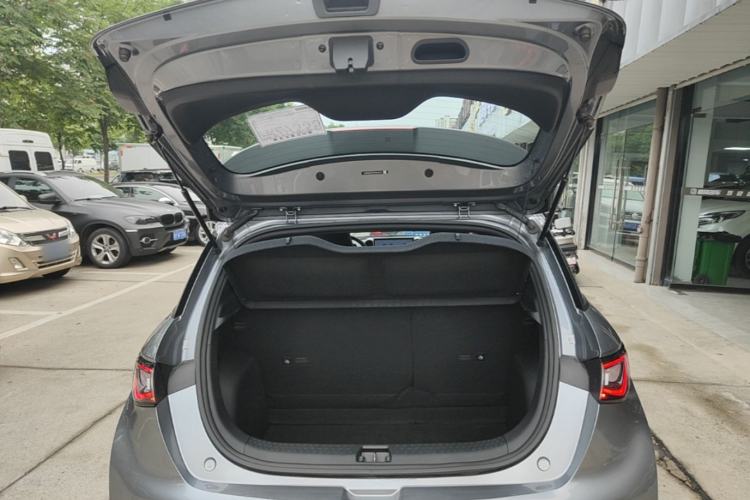 Used BYD Dolphin 2023 420 km Fashion Edition
