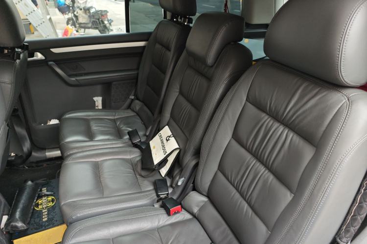 Used Volkswagen Touran 2015 1.4T Manual Comfort Edition 5-Seater