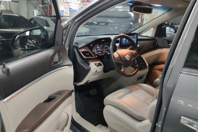 Used Buick GL8 2021 Land Cruiser Executive Class 652T Luxury Model Driver Seat