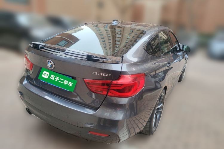 Used BMW 3 Series GT 2018 330i xDrive M Sport Edition Rear Right 45 Deg