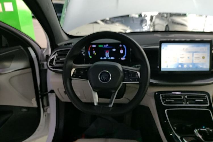 Used BYD Qin PLUS 2023 Champion Edition DM-i 120KM Leading Model Steering Wheel