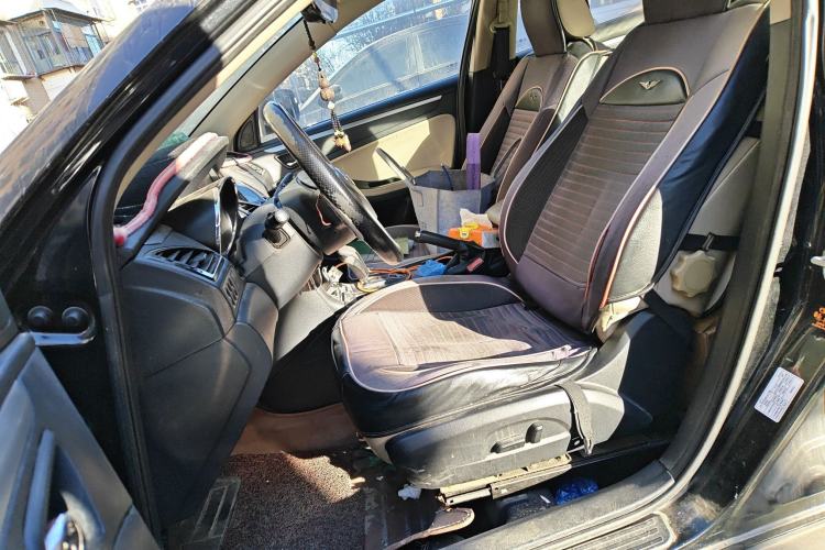 Used Bestune B70 2014 2.0L automatic luxury version