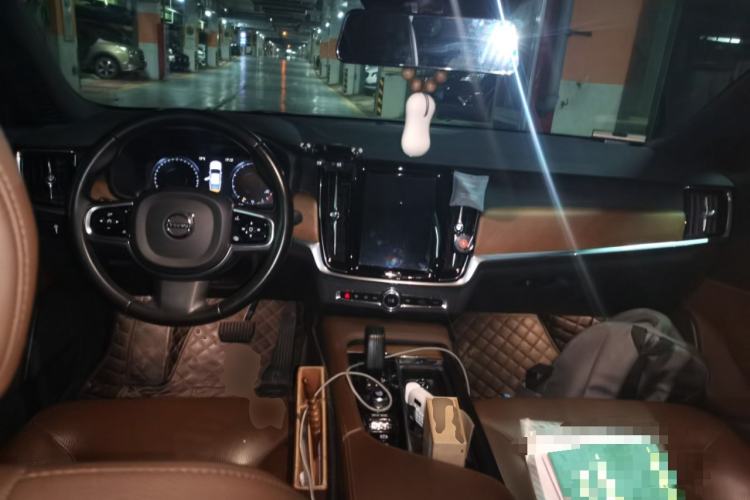 Used Volvo S90 2021 B5 Zhiyi Luxury Edition

