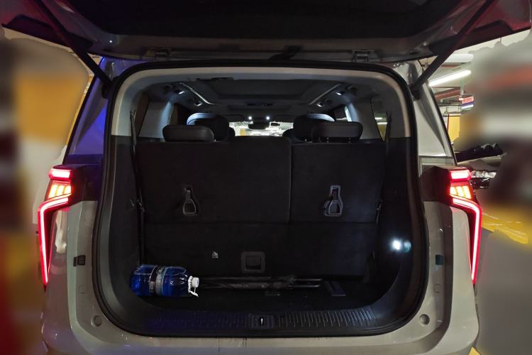 Used SAIC MAXUS Dajia 9 2024 Long-Range Forest Seven-Seater Version
