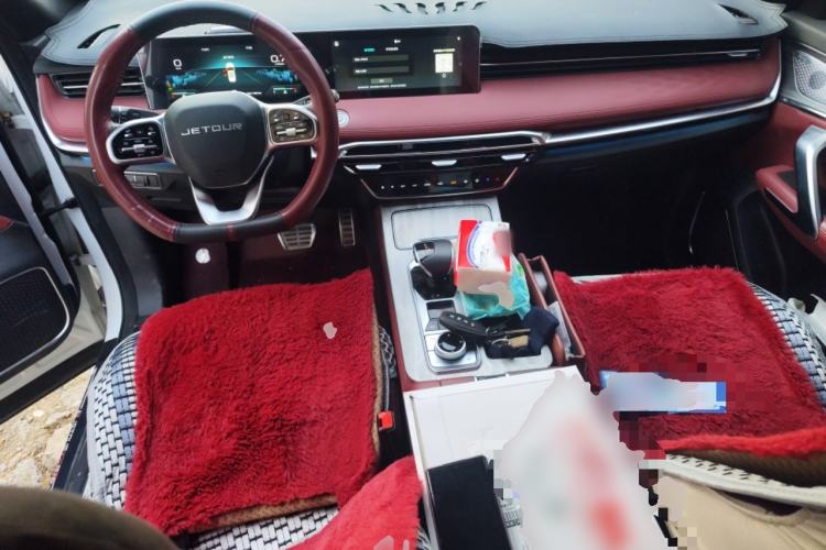 Used JETOUR X70 PLUS 2024 1.6T DCT Luxury Edition 7-Seater
