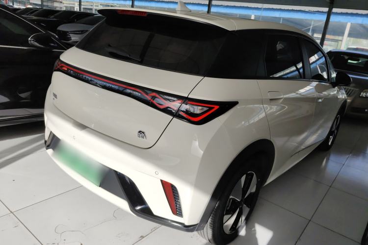 Used BYD Dolphin 2023 420 km Fashion Edition