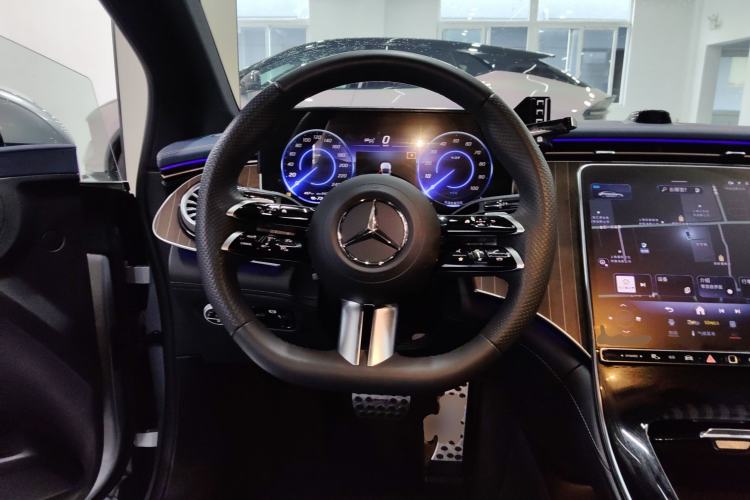 Used Mercedes-Benz EQE 2022 350 Pioneer Edition