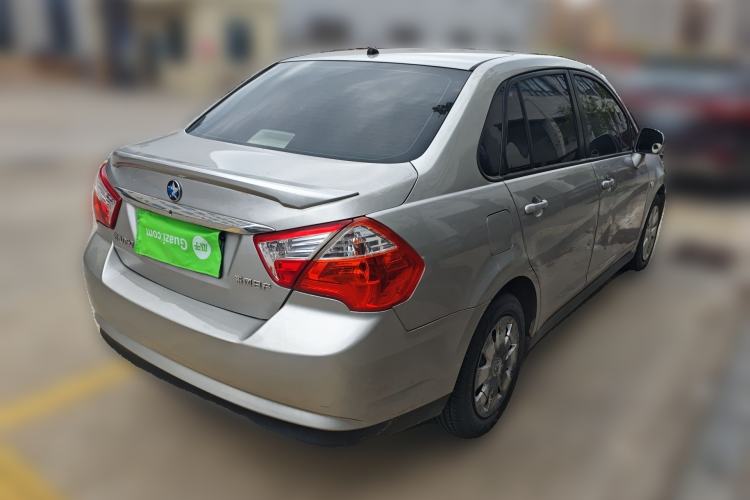 Used Venucia D50 2015 1.6L Automatic Fashion Edition
