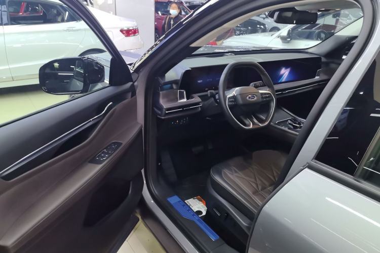 Used Ford Edge 2025 Ford Explorer L 2.0T EcoBoost E-Hybrid Four-Wheel-Drive 7-Seater Supreme Model
