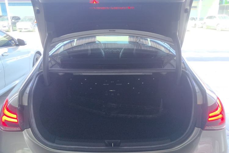 Used Mercedes-Benz A-Class 2020 Restyled A 200 L Sport Sedan Fashion Version