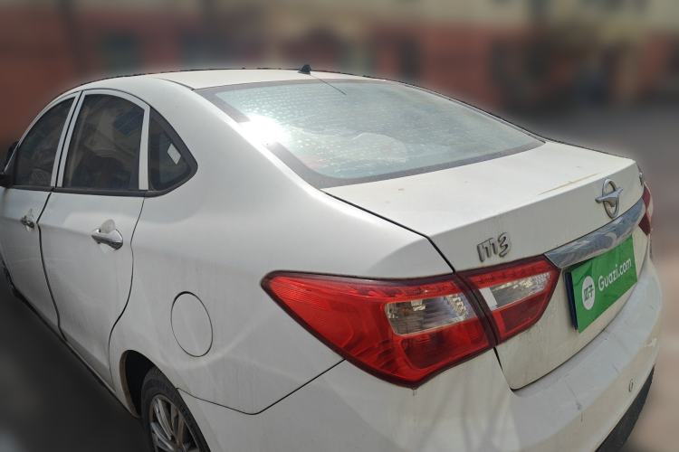 Used Haima M3 2016 1.5L Manual Comfort Model with Sunroof