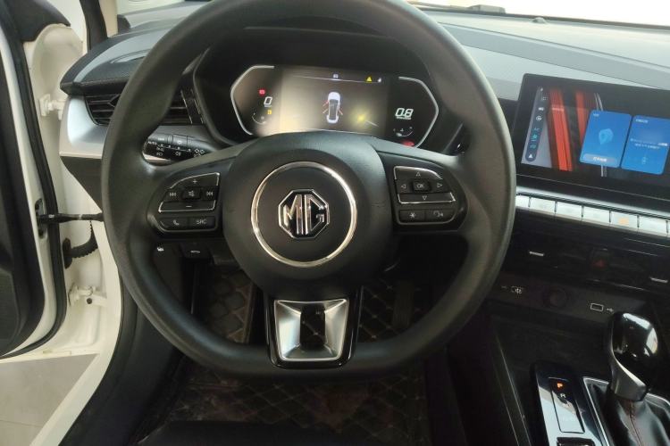 Used MG 5 2021 180 DVVT CVT Youth Luxury Edition
