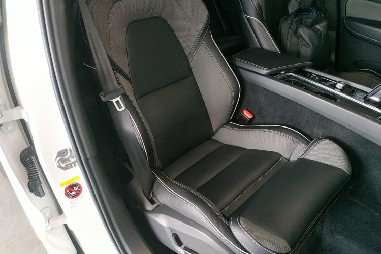 Used Volvo XC60 2022 B5 4x4 Smart & Advanced Sport Edition