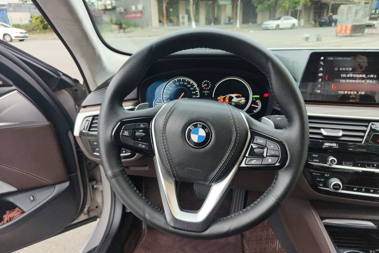 Used BMW 5 Series 2018 530Li Leading Edition Luxury Package
