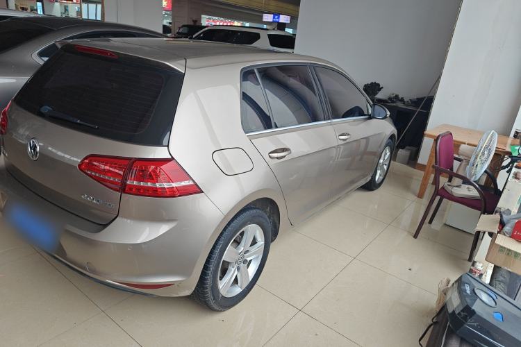 Used Volkswagen Golf 2016 180TSI Automatic Comfort Model Exterior 5