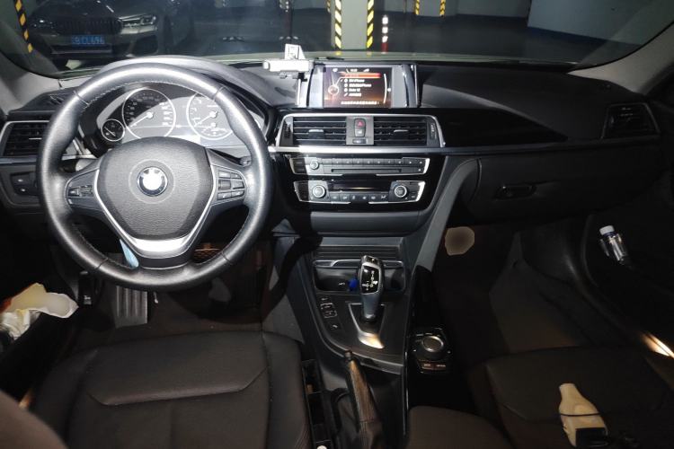 Used BMW 3 Series 2016 320Li Ambition Model