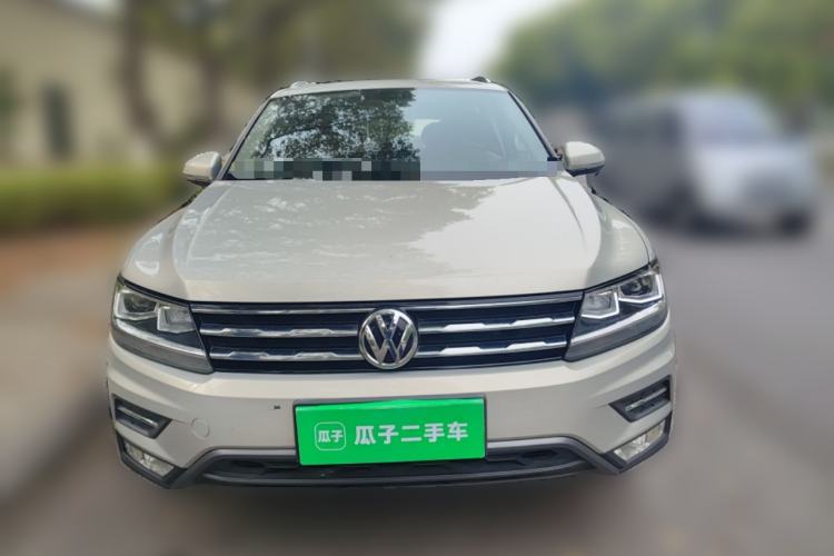 Used Volkswagen Tiguan L 2018 Facelift 330TSI Automatic Two-Wheel Drive Luxury Edition Front