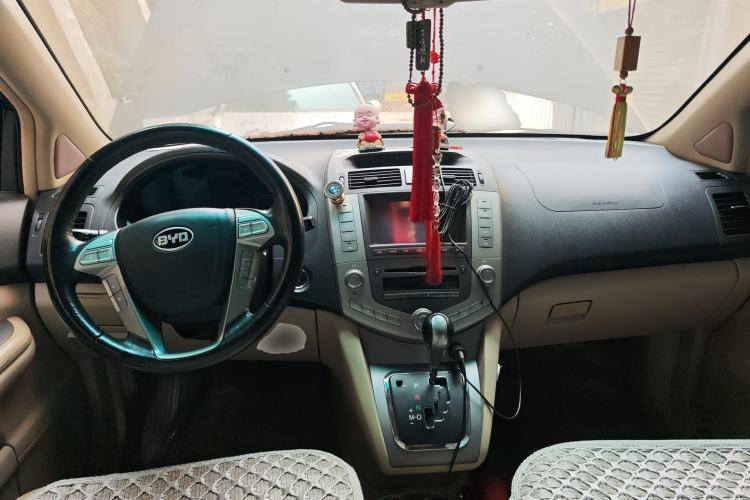 Used BYD S6 2012 2.4L Automatic Luxury Edition
