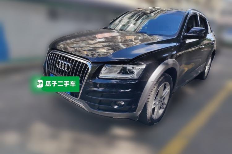 Used Audi Q5 2018 Collector's Edition 40 TFSI Technology Model