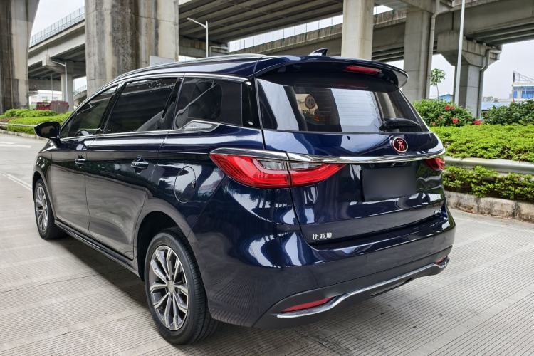 Used BYD Song MAX 2019 1.5T Automatic Smart Connect Ruiyi Sunroof Model 7 Seats China VI Standard
