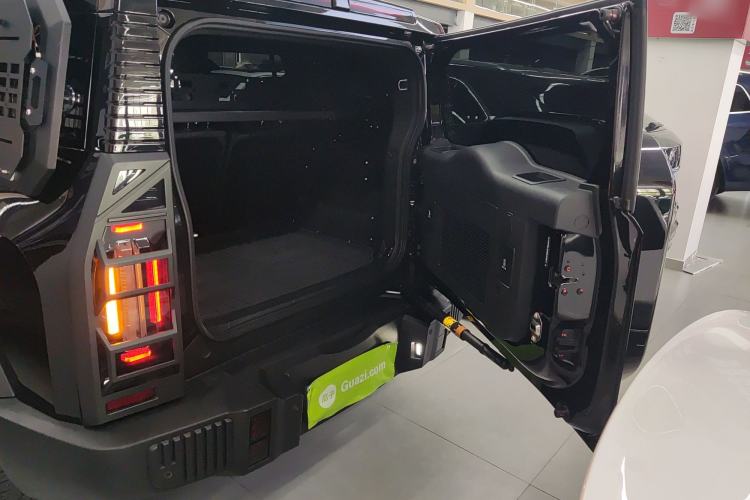 Used JETOUR Traveler 2023 2.0T All-Wheel Drive CrossPRO+
