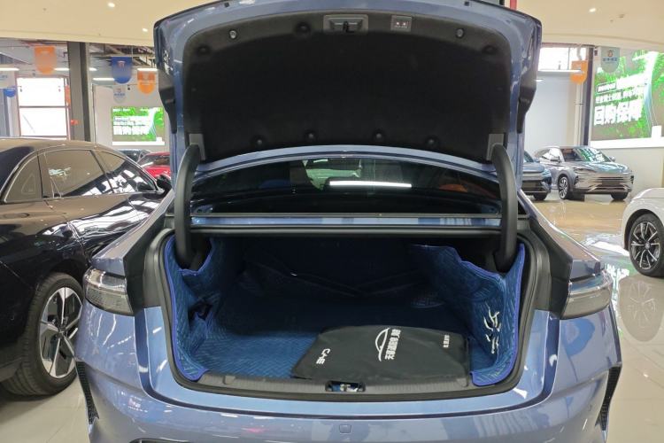 Used BYD Seal 2022 700 km Long-Range Rear-Wheel-Drive Version