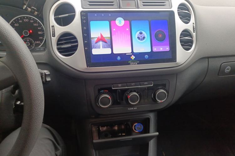 Used Volkswagen Tiguan L 2016 300TSI Automatic Two-Wheel Drive Trend Edition
