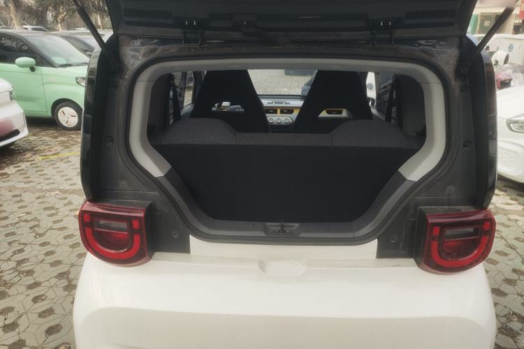 Used Chery QQ Ice Cream 2022 120km Conical Shape Lithium Iron Phosphate