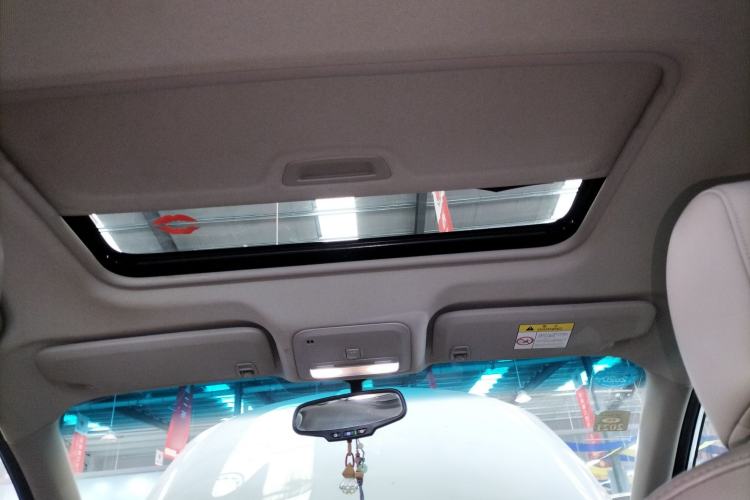 Used Buick GT 2019 15T Dual-Clutch Connected Elite Model China VI Headliner