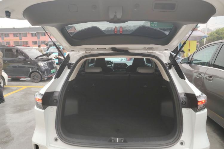 Used CHANGAN NEVO Q05 2024 All-New Flavorful Edition 125 Flagship Model - CATL Trunk