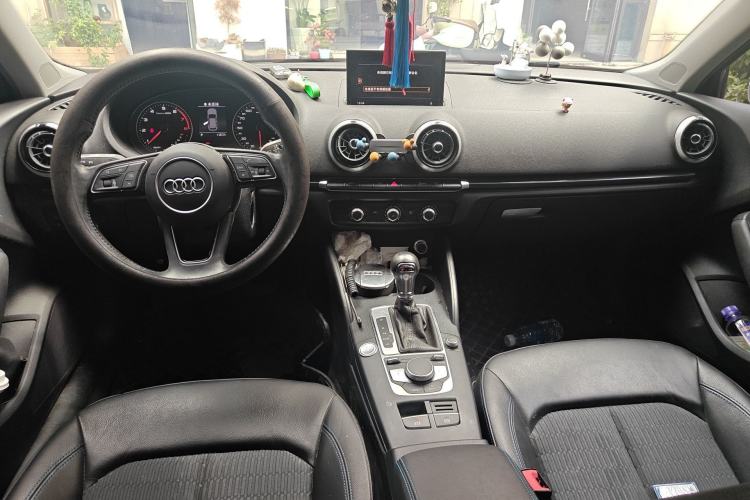 Used Audi A3 2018 30th Anniversary Edition Sportback 35 TFSI Fashion Model Center Console