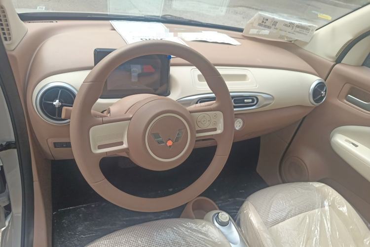 Used Wuling Hongguang MINIEV 2025 Four-Door Version Advanced Edition