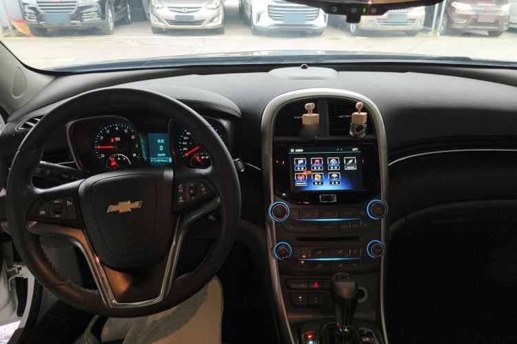 Used Chevrolet Malibu 2014 2.0L Automatic Luxury Edition