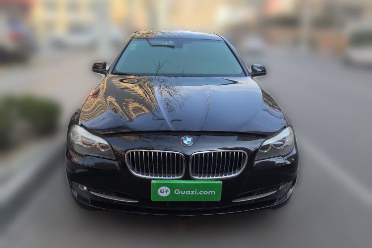 Used BMW 5 Series 2013 525Li Leading Model
