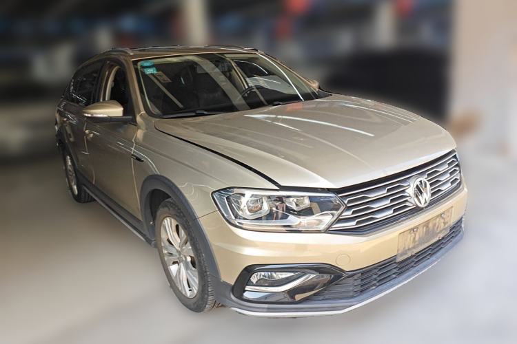 Used Volkswagen C-TREK 2018 1.5L Automatic Comfort Model Front Right 45 Deg