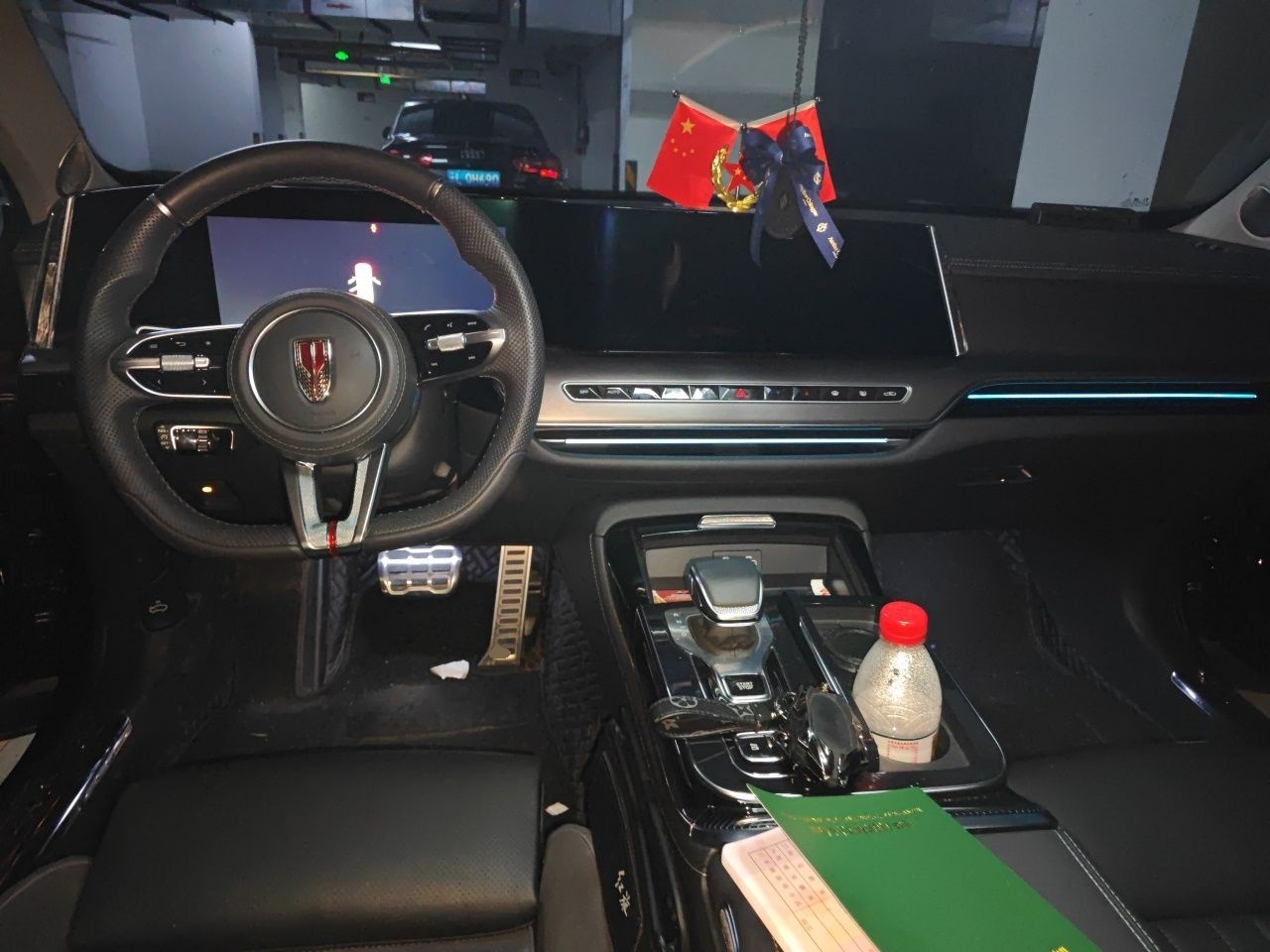 Hongqi H9 2025 Model Facelifted 2.0T Two-Wheel Drive Flag-Style Private Enjoyment Fashion Edition, 5 Seats - Chinese Trim Xiang — снимка 6