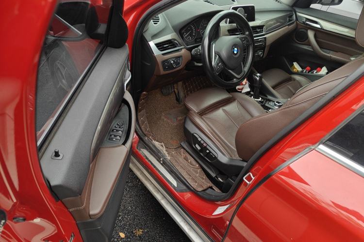 Used BMW X1 2018 xDrive20Li Luxury Edition
