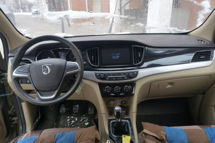 Used Baojun 730 2016 1.5L Manual Comfort Version 7 Seats China V Emission Standard
