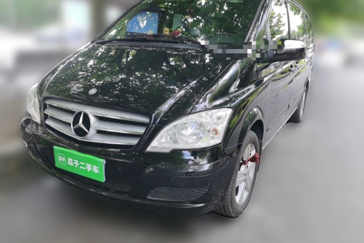 Used Mercedes-Benz Viano 2011 2.5L Luxury Edition