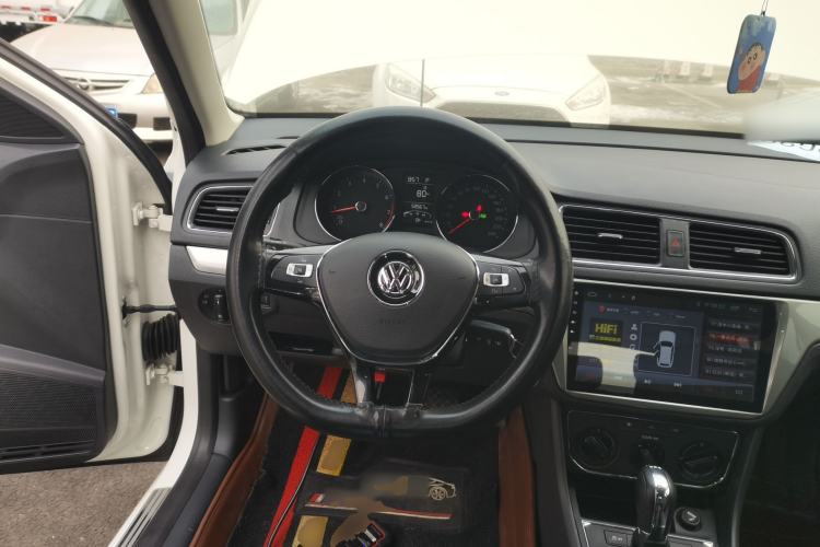 Used Volkswagen Gran Lavida 2015 230TSI DSG Comfort Edition
