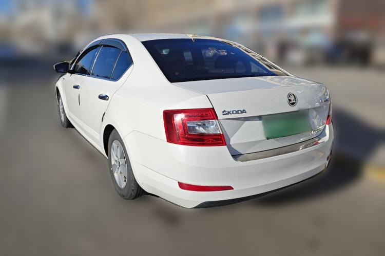 Used Skoda Octavia 2017 Classic Model 1.6L Manual Standard Edition