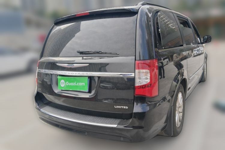 Used Chrysler Grand Voyager 2013 3.6L Luxury Edition Rear Right 45 Deg