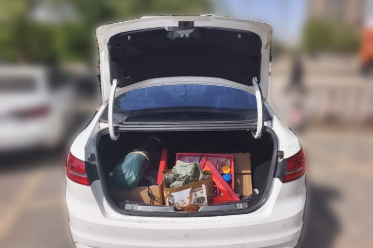 Used Ford Escort 2015 1.5L Automatic Fashion Model Trunk