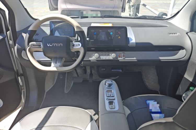 Used CHANGAN NEVO Lumin 2025 205 km Xiangqin Version Center Console