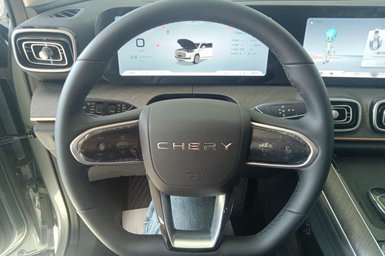 Used Chery Tiggo 9 2025 2.0T Dual-Clutch Two-Wheel Drive Comfort Edition 5 Seats Steering Wheel