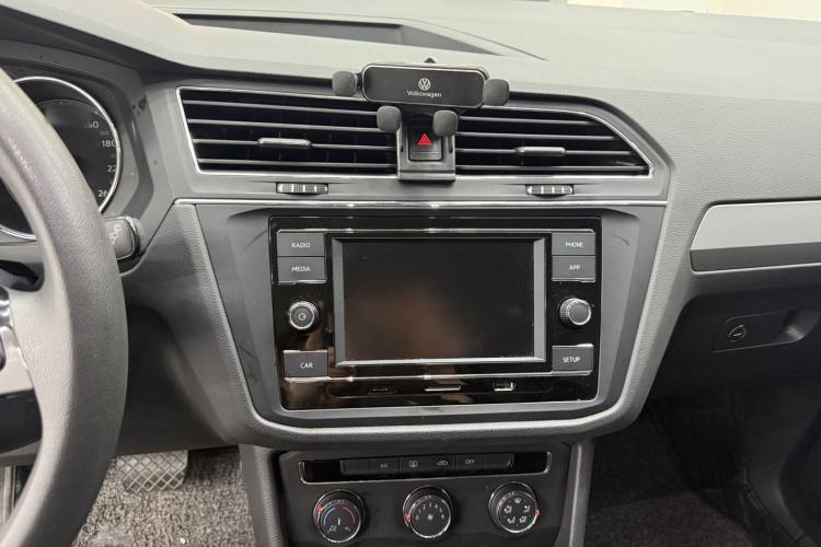 Used Volkswagen Tiguan L 2021 330TSI Automatic Two-Wheel Drive Comfort Edition
