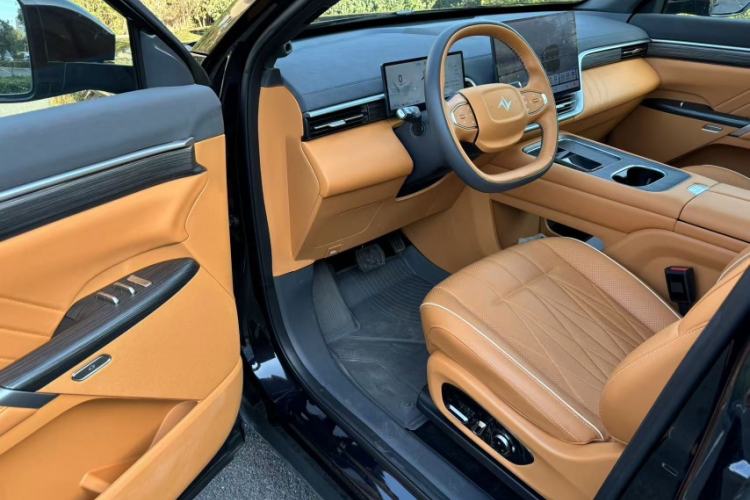 Used Dongfeng eπ eπ008 2025 210 Ultra Range-Extended Version 5 Seats
