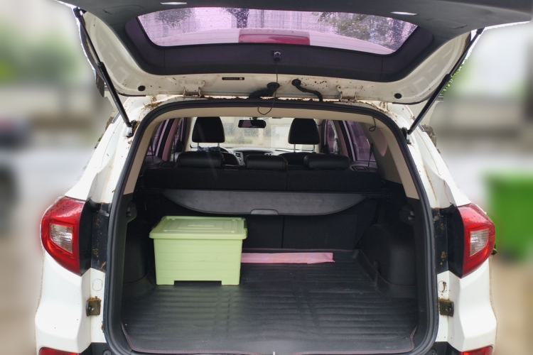 Used BYD Song 2016 GaiShi Edition 1.5TID Automatic Elite Model
